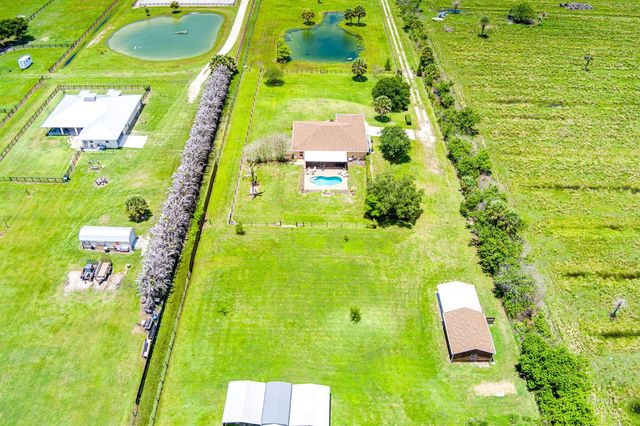 3768 Seminole Road, Fort Pierce, FL 34951