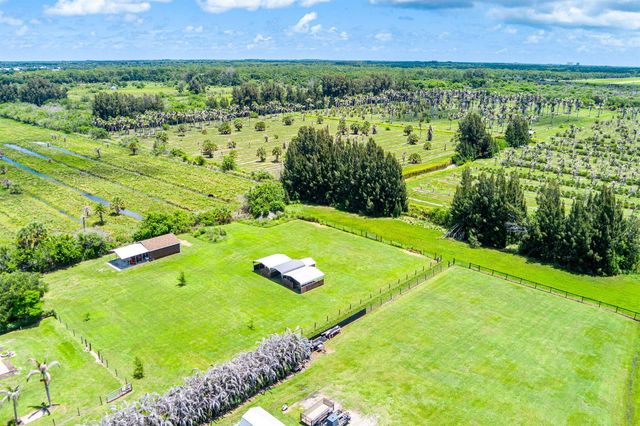 3768 Seminole Road, Fort Pierce, FL 34951