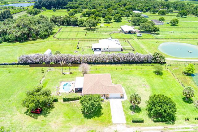 3768 Seminole Road, Fort Pierce, FL 34951