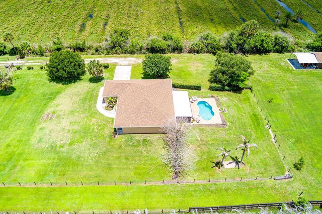 3768 Seminole Road, Fort Pierce, FL 34951