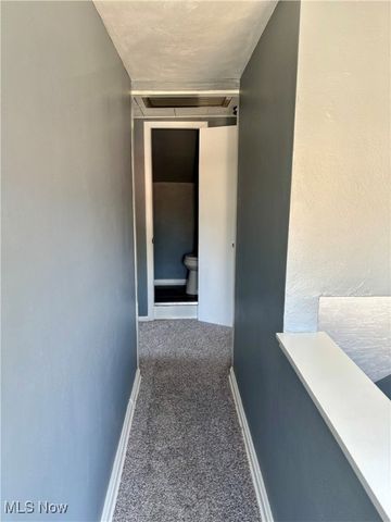 426 11th Street, Elyria, OH 44035