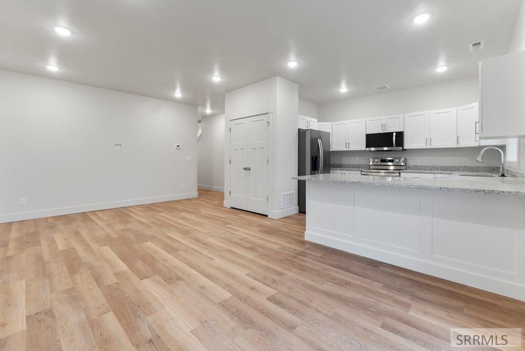 Image 12 of property listing at 519 Furrow Drive, Sugar City, ID 83448