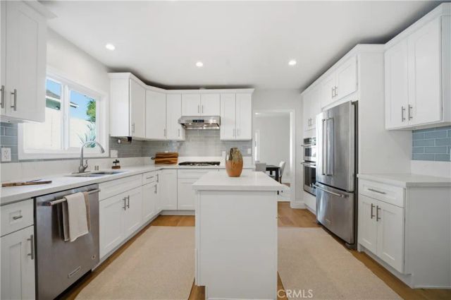 22764 Liberty Bell, Calabasas, CA 91302