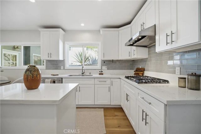 22764 Liberty Bell, Calabasas, CA 91302