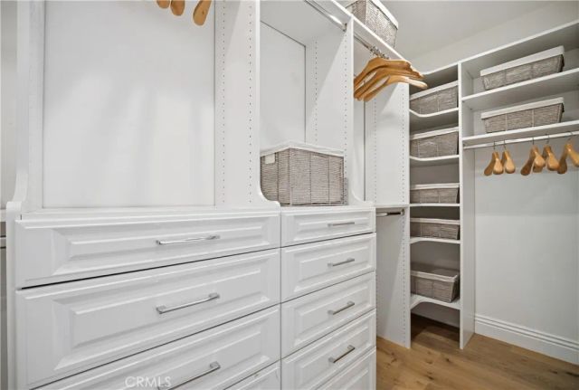 22764 Liberty Bell, Calabasas, CA 91302