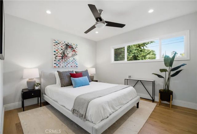 22764 Liberty Bell, Calabasas, CA 91302