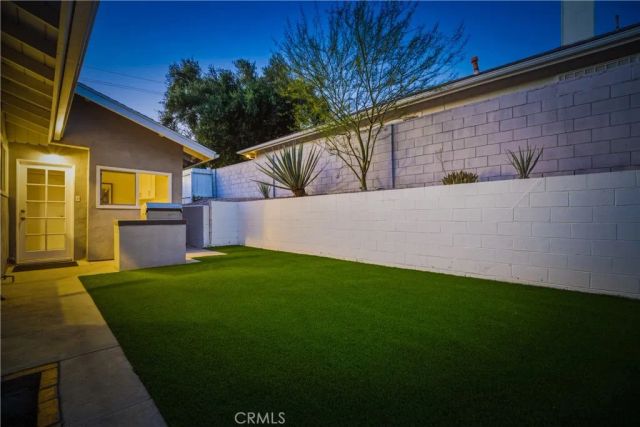 22764 Liberty Bell, Calabasas, CA 91302