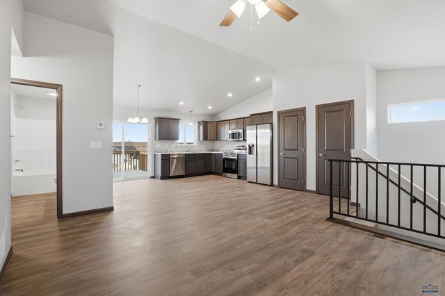 429 YELNER DR, Box Elder, SD 57719