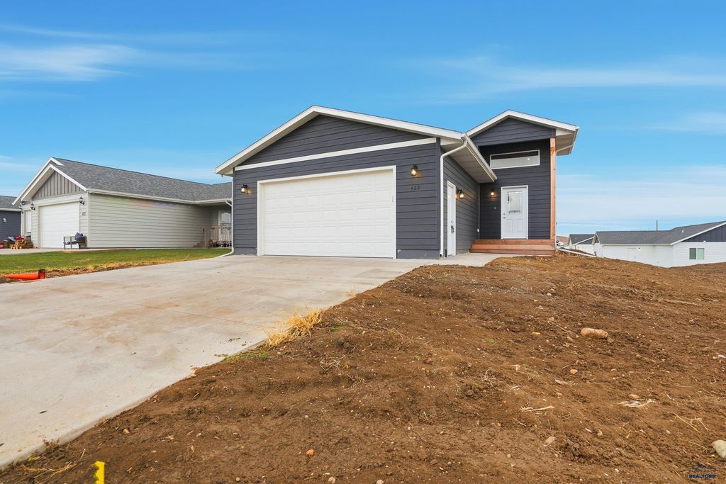 429 YELNER DR, Box Elder, SD 57719