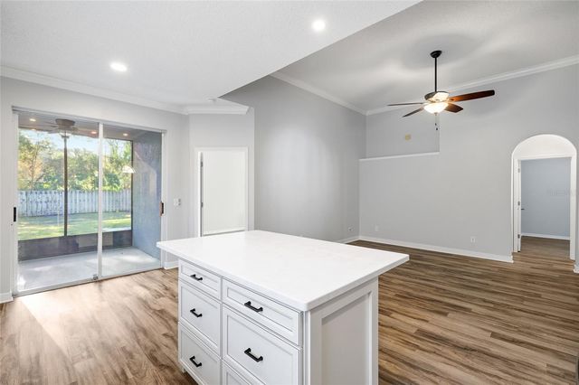 12514 SPARKLEBERRY ROAD, Tampa, FL 33626