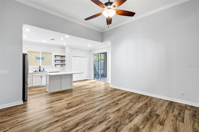 12514 SPARKLEBERRY ROAD, Tampa, FL 33626