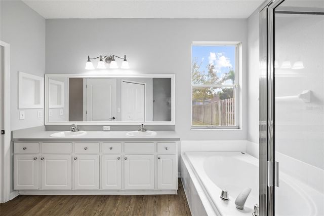 12514 SPARKLEBERRY ROAD, Tampa, FL 33626