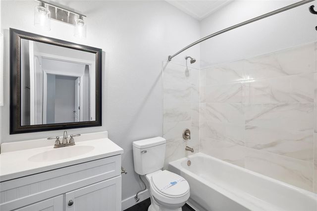 12514 SPARKLEBERRY ROAD, Tampa, FL 33626