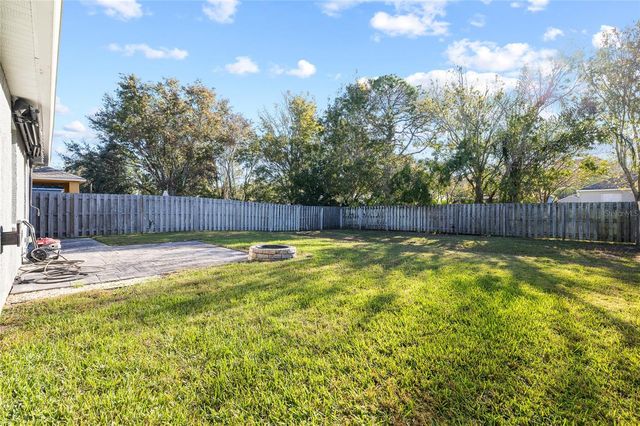 12514 SPARKLEBERRY ROAD, Tampa, FL 33626