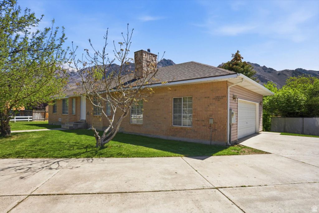 Image 2 of property listing at 288 E 350 N, Alpine, UT 84004