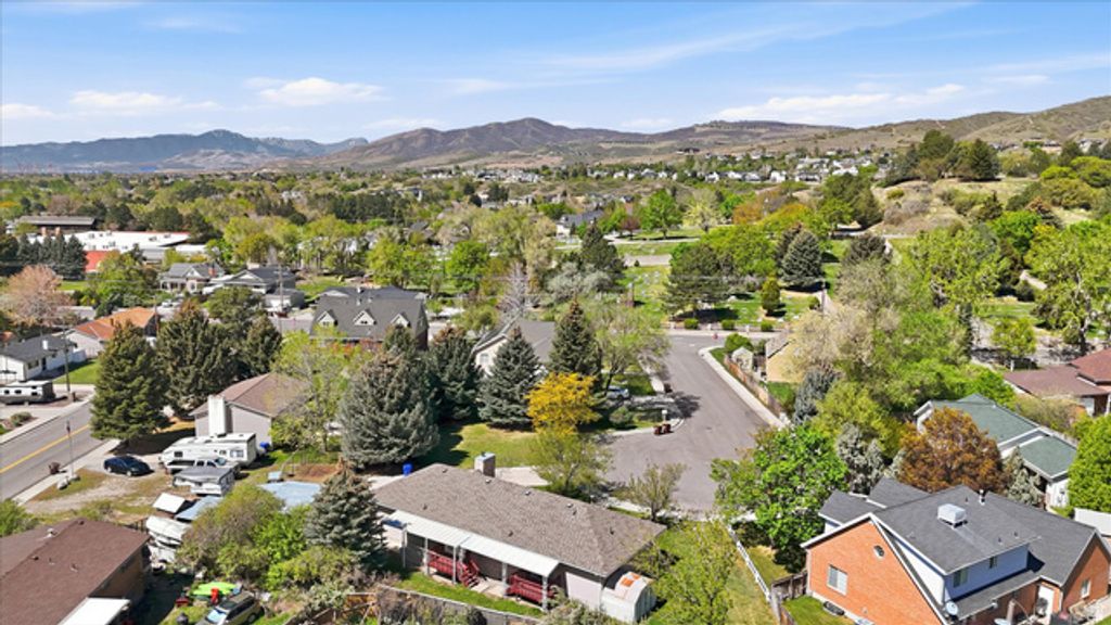 Image 6 of property listing at 288 E 350 N, Alpine, UT 84004
