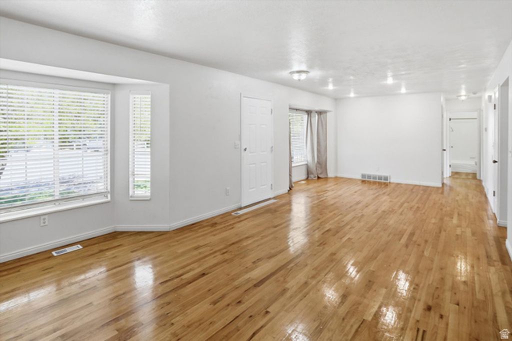 Image 10 of property listing at 288 E 350 N, Alpine, UT 84004
