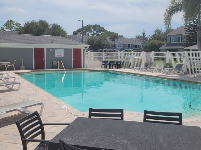 279 COUNTRYSIDE KEY BOULEVARD, Oldsmar, FL 34677