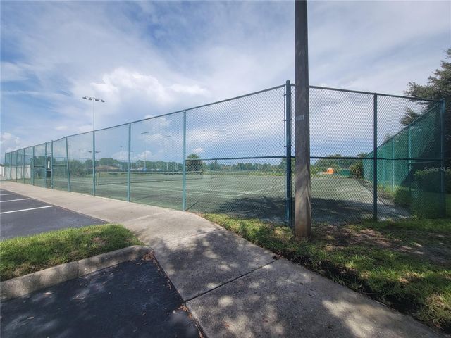 279 COUNTRYSIDE KEY BOULEVARD, Oldsmar, FL 34677