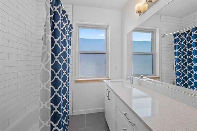 450 Prairie Street, Fayetteville, AR 72701