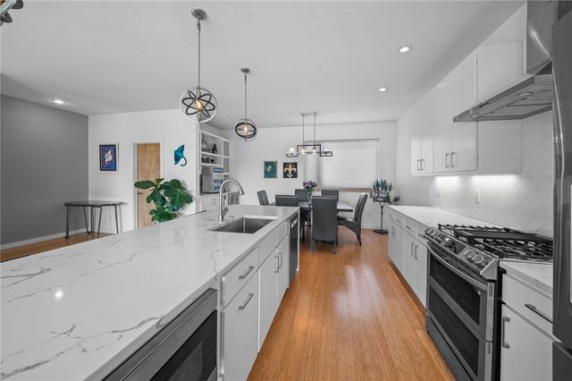 450 Prairie Street, Fayetteville, AR 72701