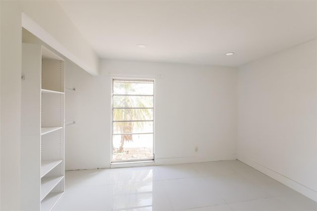 6609 NW 80th Court, Tamarac, FL 33321