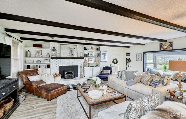 7164 Windy Valley Lane, Pacific, MO 63069
