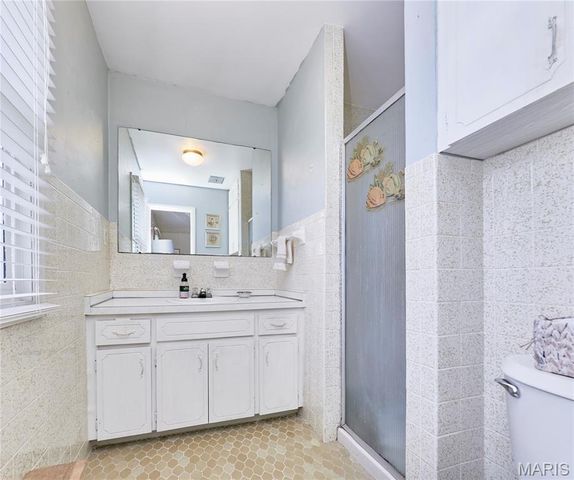 7164 Windy Valley Lane, Pacific, MO 63069