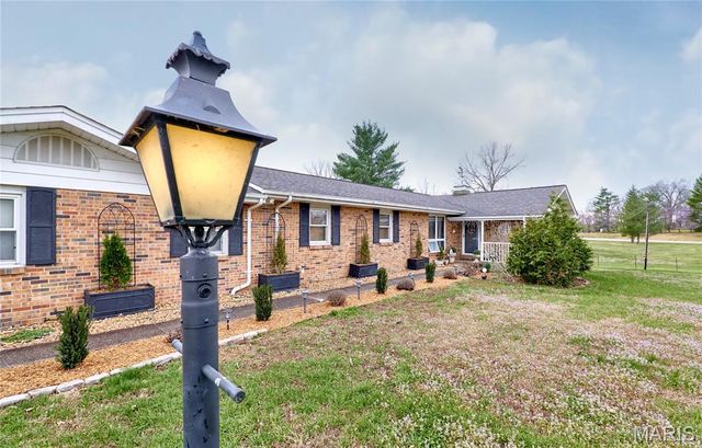 7164 Windy Valley Lane, Pacific, MO 63069