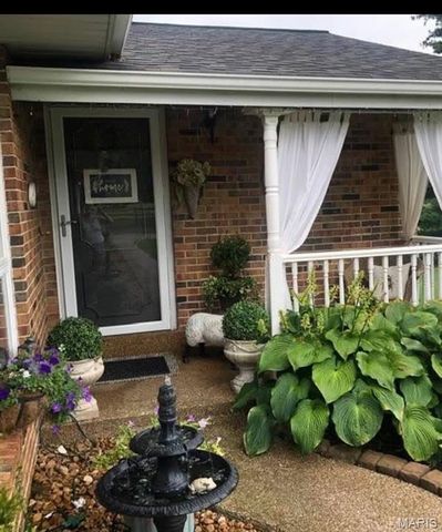 7164 Windy Valley Lane, Pacific, MO 63069