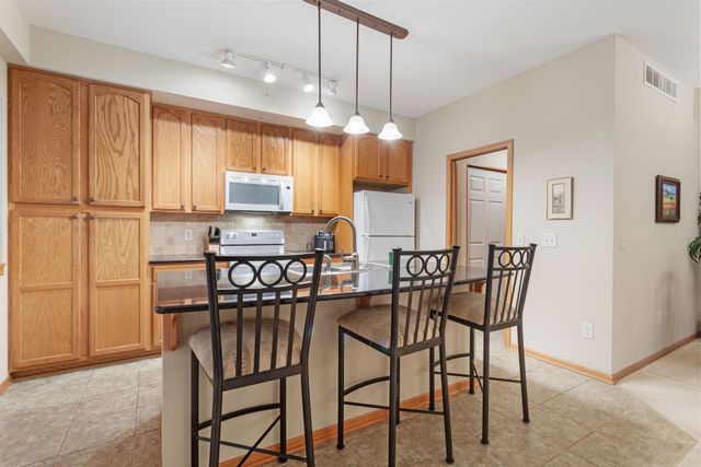 2470 119th Court NE G, Blaine, MN 55449
