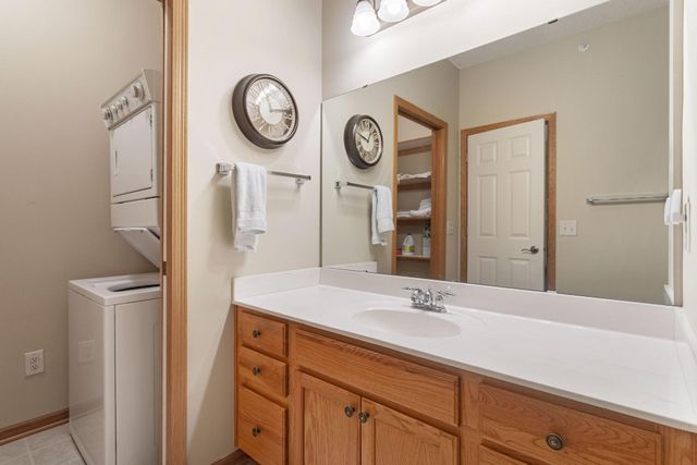 2470 119th Court NE G, Blaine, MN 55449
