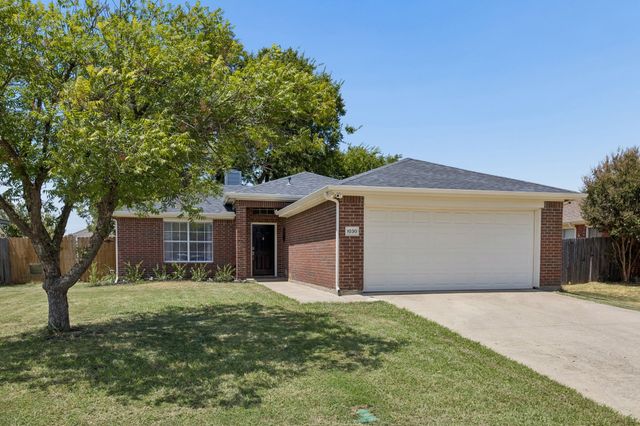 1030 Palomino Drive, Little Elm, TX 75068