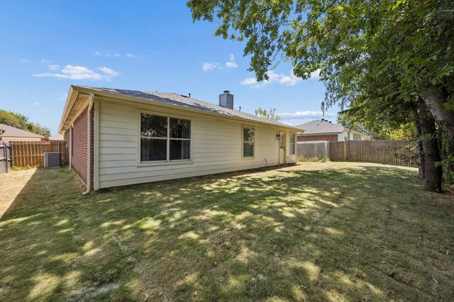 1030 Palomino Drive, Little Elm, TX 75068
