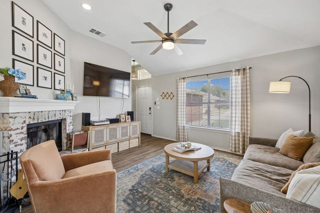 1030 Palomino Drive, Little Elm, TX 75068