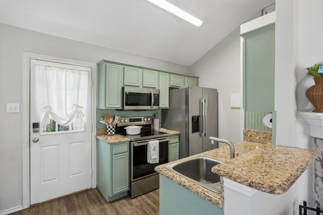 1030 Palomino Drive, Little Elm, TX 75068