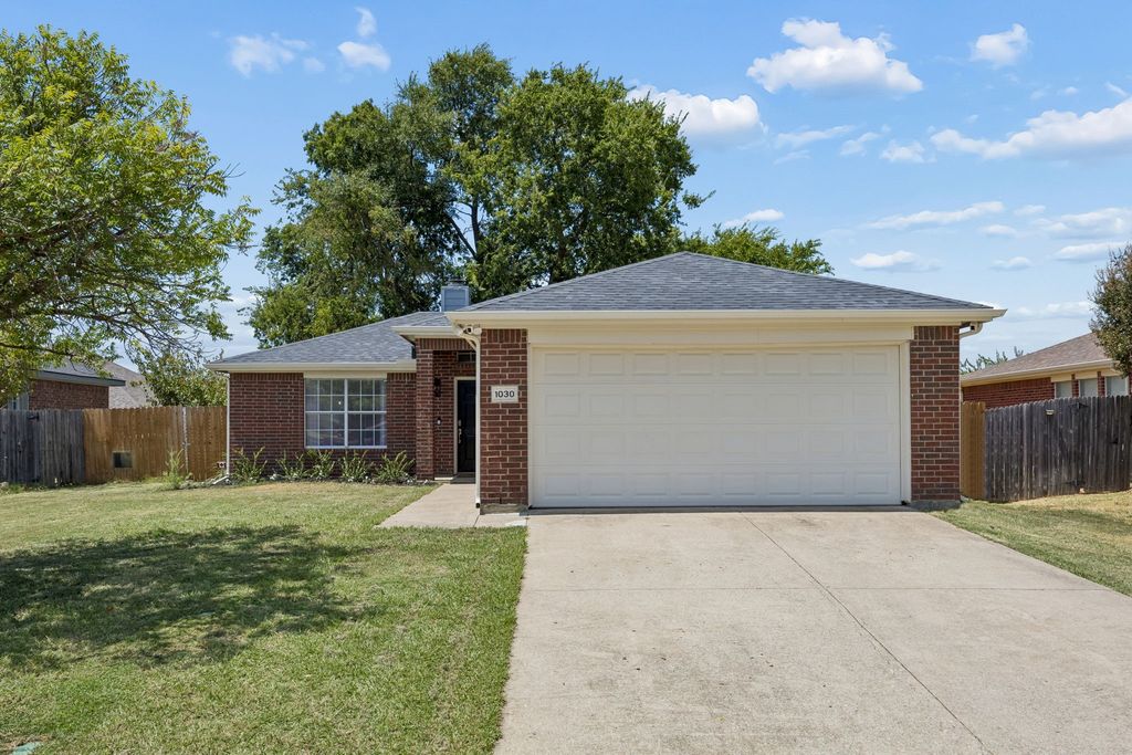 1030 Palomino Drive, Little Elm, TX 75068