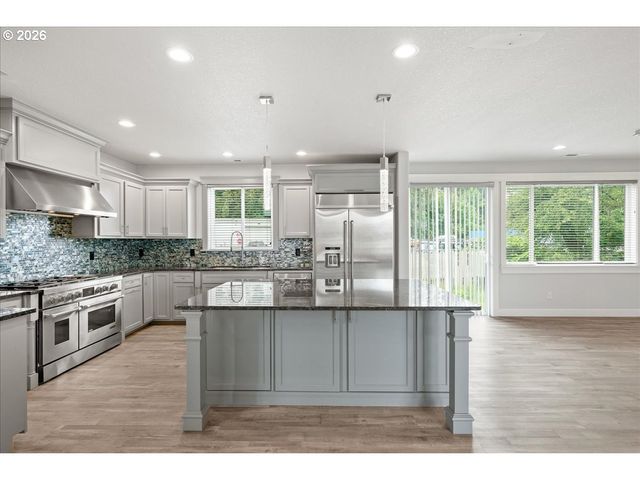 4098 Ne PORTLAND Rd, Salem, OR 97301