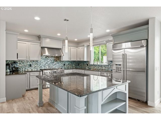 4098 Ne PORTLAND Rd, Salem, OR 97301