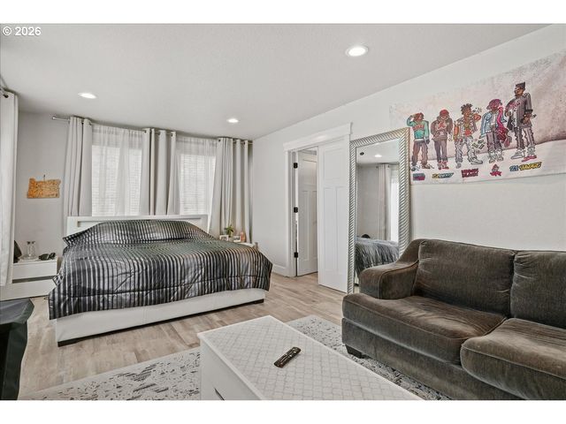 4098 Ne PORTLAND Rd, Salem, OR 97301
