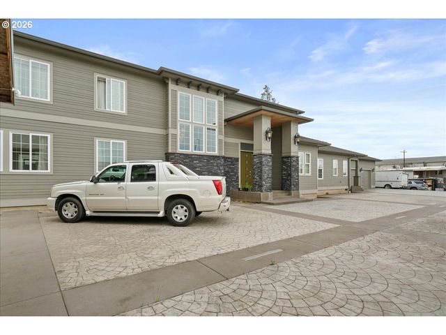 4098 Ne PORTLAND Rd, Salem, OR 97301