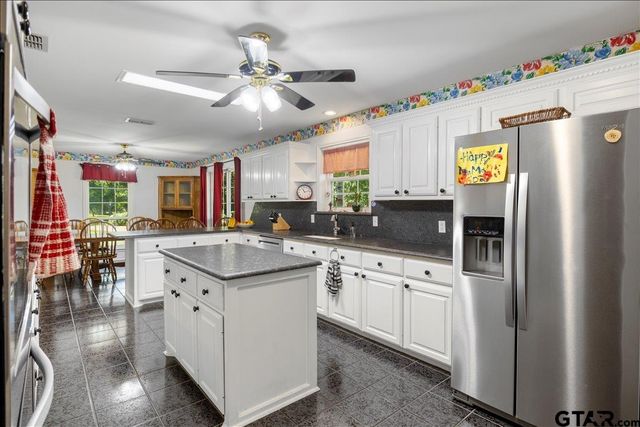 13271 County Road 2220, Whitehouse, TX 75791