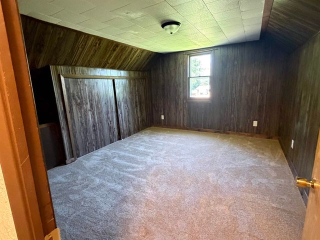 930 Pearl Street, Lamont, IA 50650