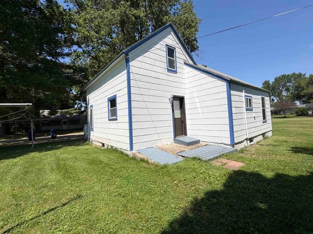 930 Pearl Street, Lamont, IA 50650