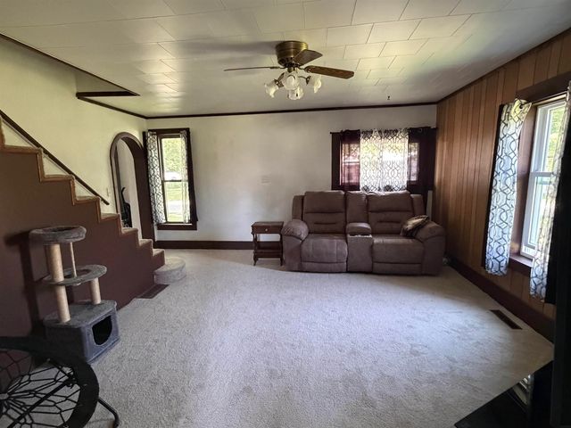 930 Pearl Street, Lamont, IA 50650