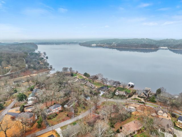 4910 Bal Harbor Drive, Chattanooga, TN 37416