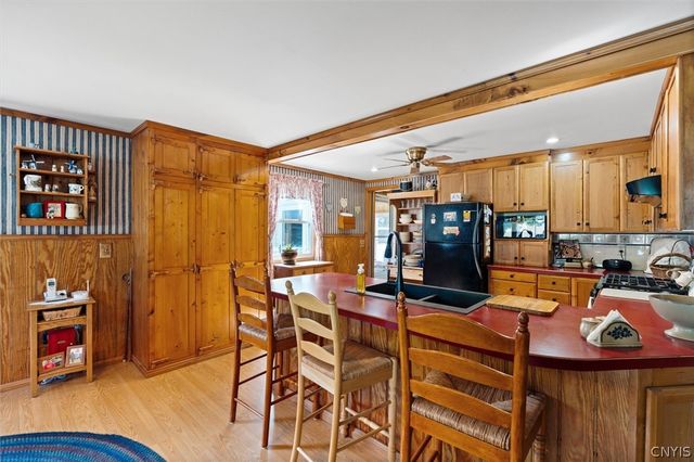 1548 West Genesee Street Road, Aurelius, NY 13021