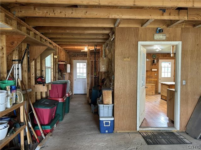 1548 West Genesee Street Road, Aurelius, NY 13021
