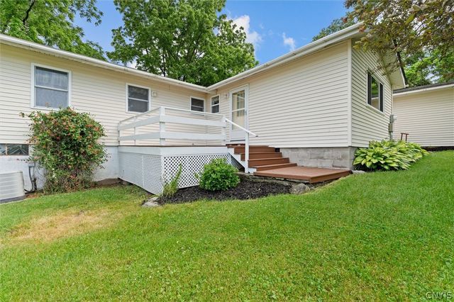 1548 West Genesee Street Road, Aurelius, NY 13021