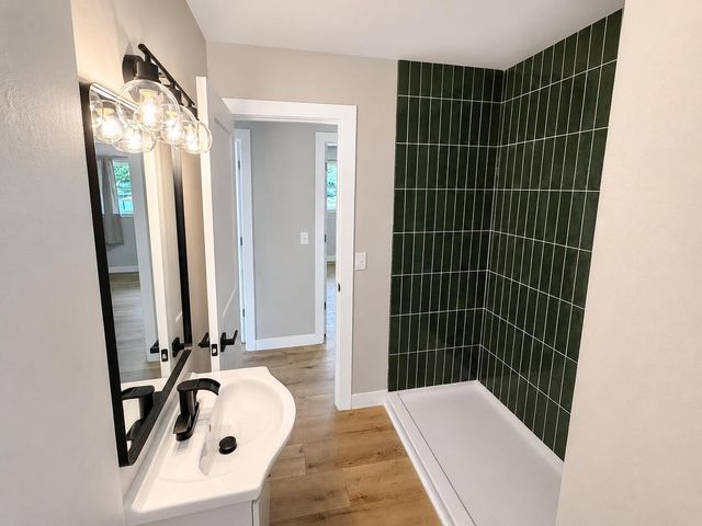 6060 Twilight Avenue, Kalamazoo, MI 49048